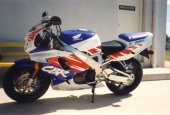 1992 Honda CBR 900 RR photo